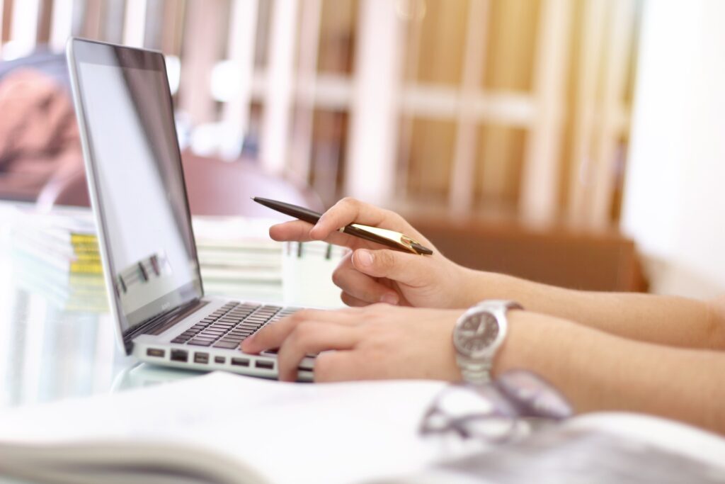 Online Worker Pic 2